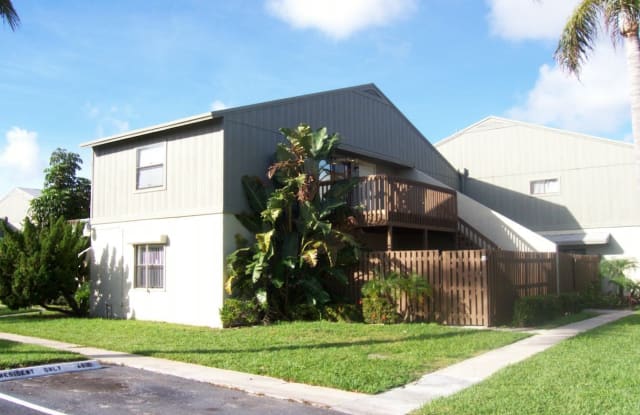 6-H Crossings Circle - 6 Crossings Cir, Boynton Beach, FL 33435