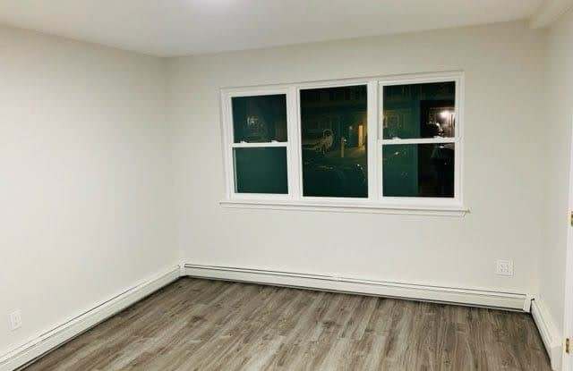170 Sandalwood Ave - 170 Sandalwood Drive, Staten Island, NY 10308
