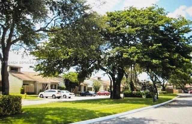 2066 SW 82nd Ave photos photos