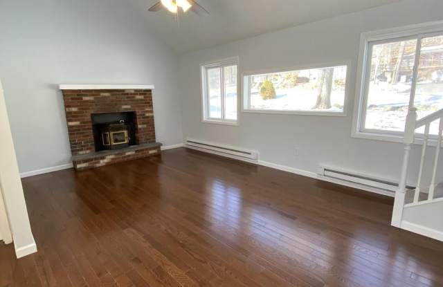 994 Country Place Drive Gallery 2