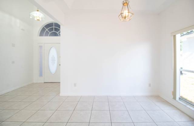 667 Downing Cir Gallery 3