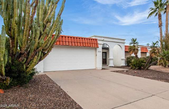 2424 W PORTOBELLO Avenue photos photos