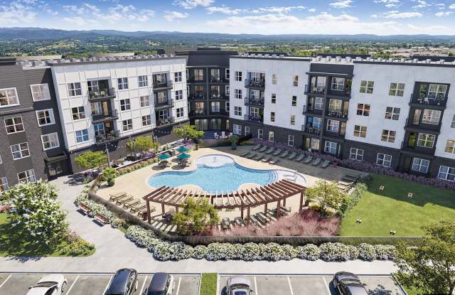 Populus Waterside photos photos