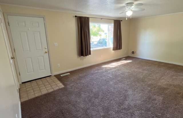 945 S 660 W Gallery 3
