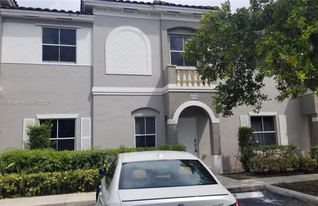 4909 SW 140th Ter - 4909 Southwest 140th Terrace, Miramar, FL 33027