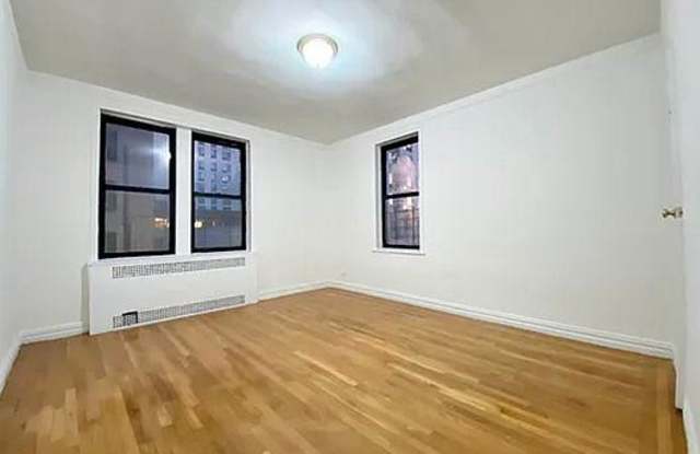 559 West 190th Street photos photos