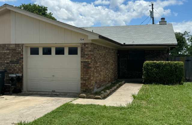 2-Bedroom Duplex for Rent in Killeen photos photos