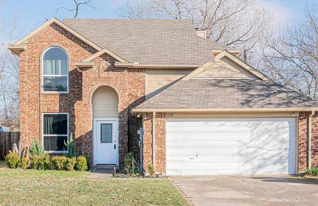 505 Park View Avenue - 505 Park View Avenue, McKinney, TX 75072