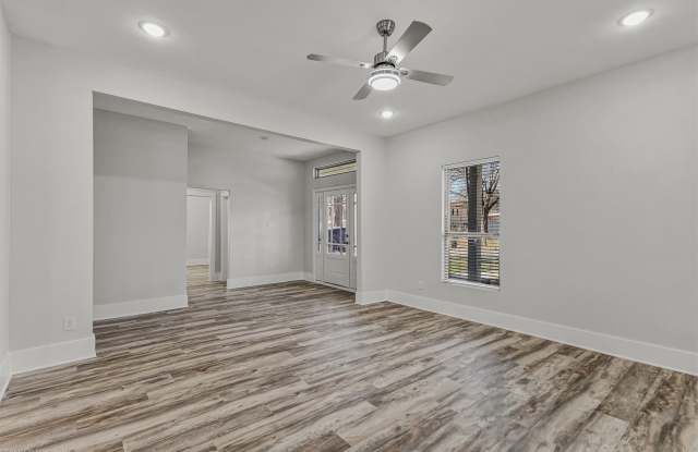 608 N Catherine Street Gallery 3