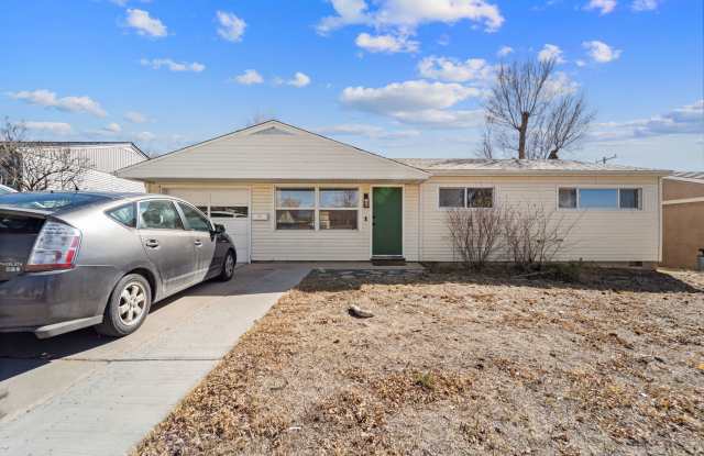 305 Maplewood Drive - 305 Maplewood Drive, Colorado Springs, CO 80907