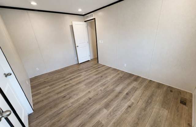 10 Meadowlark Drive Gallery 4