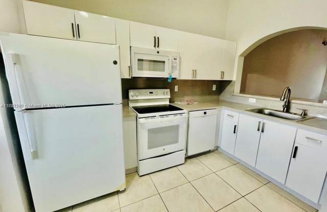 2650 SE 12th Pl photos photos