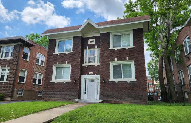 6318 Cabanne Avenue - 2W photos photos