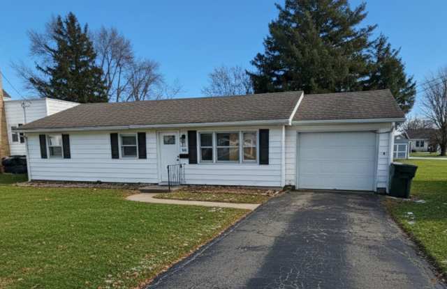 3BR/1BA – $1,295 – 616 S Clay St, Delphos - 616 South Clay Street, Delphos, OH 45833