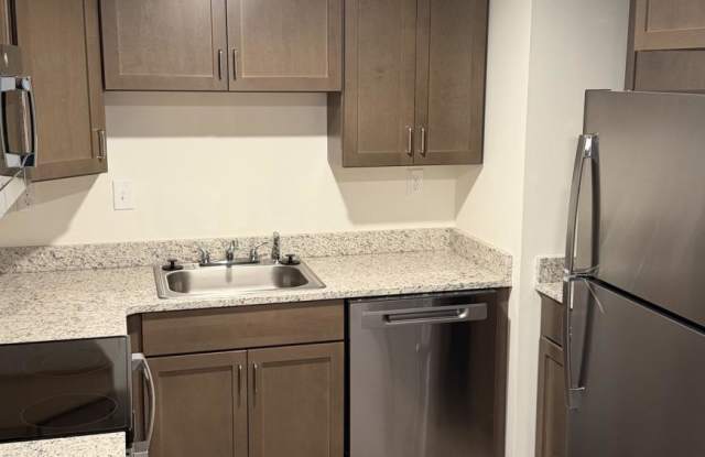 1741 Washington St. photos photos