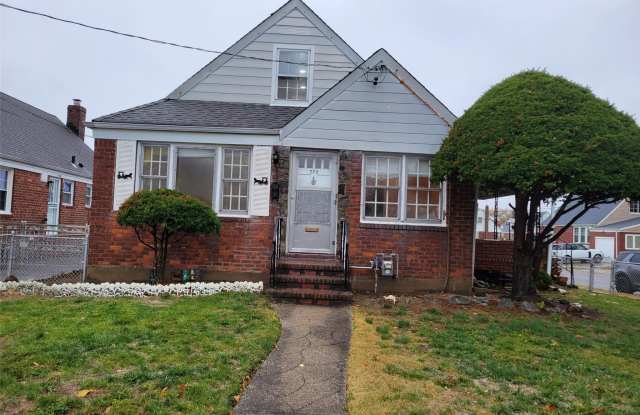 228 East Avenue - 228 East Avenue, Valley Stream, NY 11580