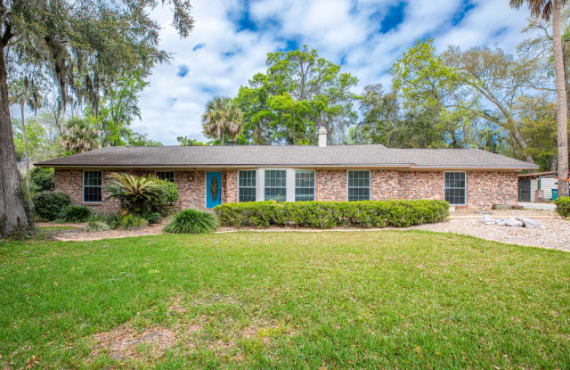 1722 LIGHTY LN - 1722 Lighty Lane, Neptune Beach, FL 32266