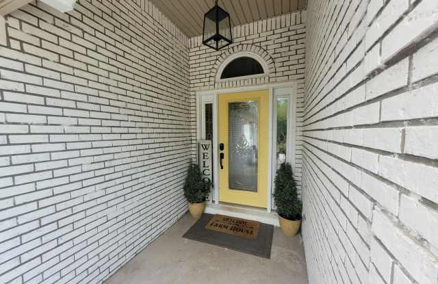 906 COUNTY ROAD 217 Gallery 2