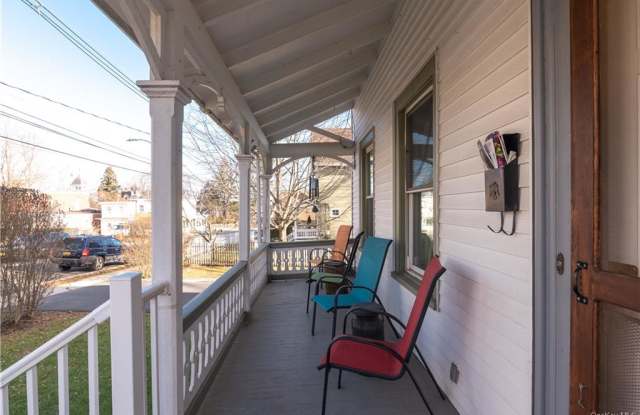 105 Castle Heights Avenue Gallery 2