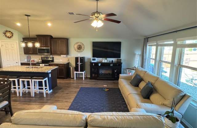 4101 Bridle Path Lane Gallery 3
