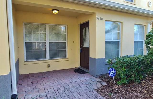 9450 CHARLESBERG DRIVE Gallery 2