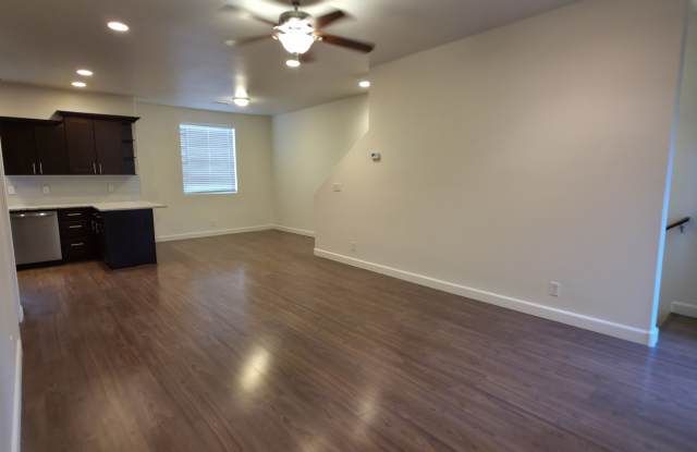 2512 West Pikes Peak Drive - 1 Gallery 4
