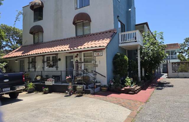 Studio Apartment Available Now! photos photos