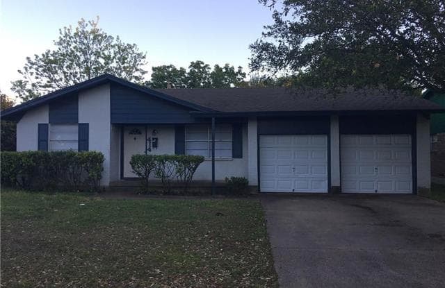 414 E Mona Avenue - 414 East Mona Avenue, Duncanville, TX 75137