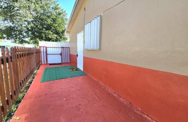 3962 NW 170th st - 3962 Northwest 170th Street, Miami Gardens, FL 33055