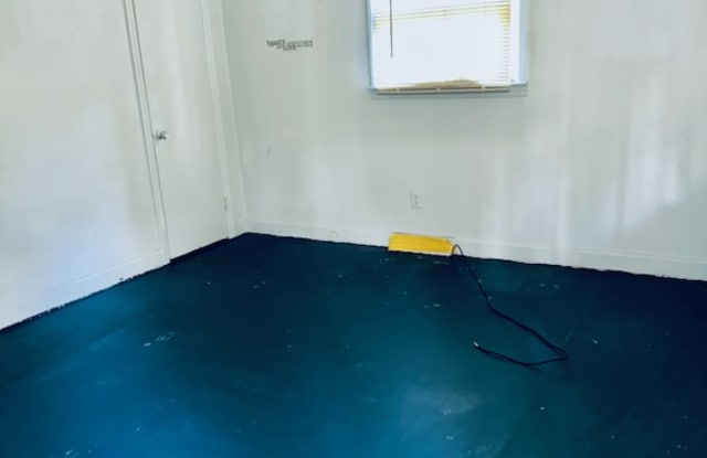 133 Vermont Avenue Gallery 2