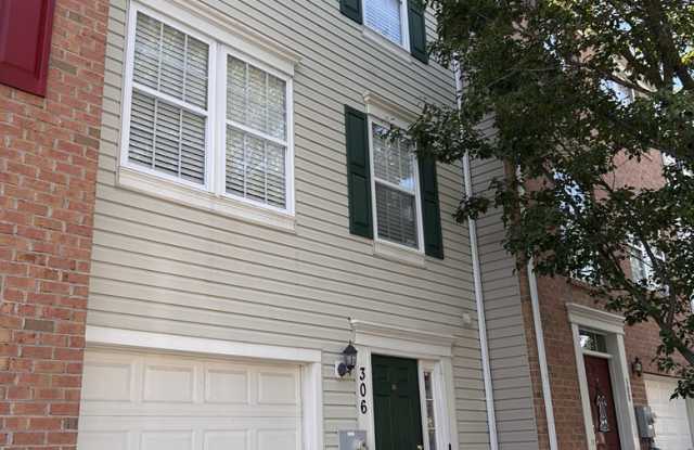 306 Kestrel Drive - 1 photos photos