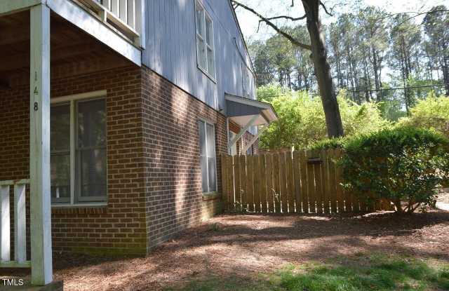 148 Carmichael Court photos photos