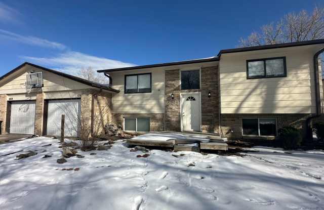 Bi-level duplex in Wheat Ridge photos photos