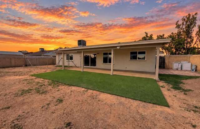 2913 W WOODRIDGE Drive Gallery 2