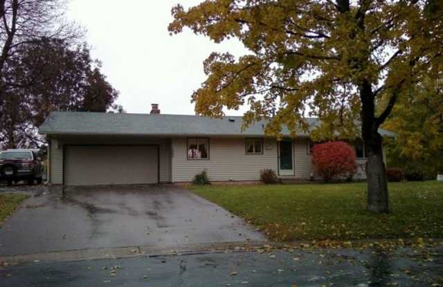 10434 105th ave n - 10434 105th Avenue North, Maple Grove, MN 55369