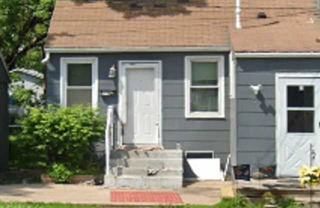 429 1/2 S Garfield Ave photos photos