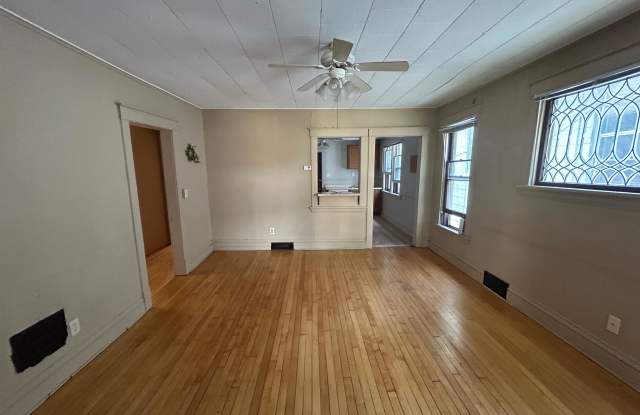 114 South Blair Street - 2 photos photos