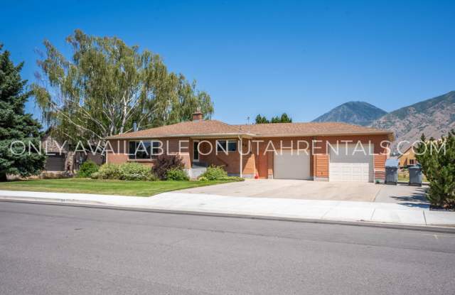 265 E 600 N photos photos