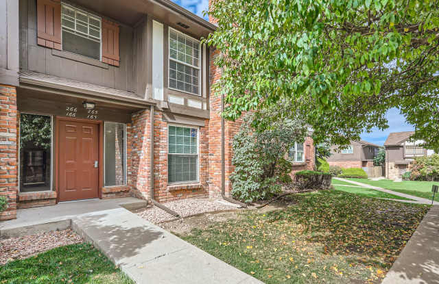 Evolve Real Estate: Stunning 2Beds/2 Baths, 1269 SQFT Condo with Two Assigned Parking Spots! photos photos Evolve Real Estate: Stunning 2Beds/2 Baths, 1269 SQFT Condo with Two Assigned Parking Spots! photos photos