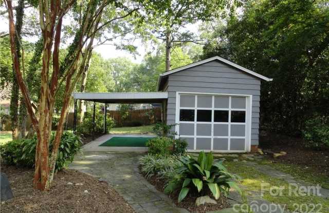 2921 Sunset Drive Gallery 3