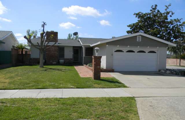 1306 E Mayfair - Students Welcome - Available 6/1/2026 photos photos