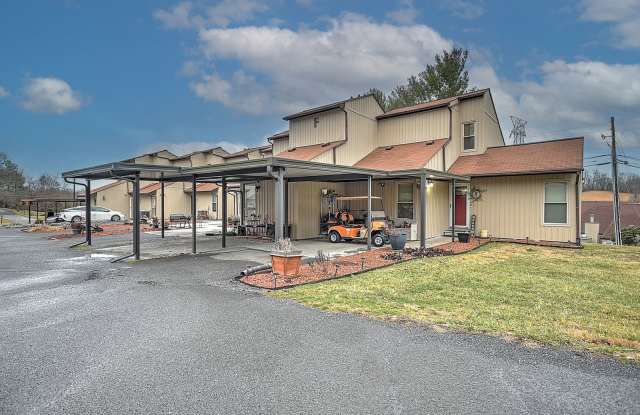 3 Bedroom 2 Bath Condo  Blountville, TN Gallery 1