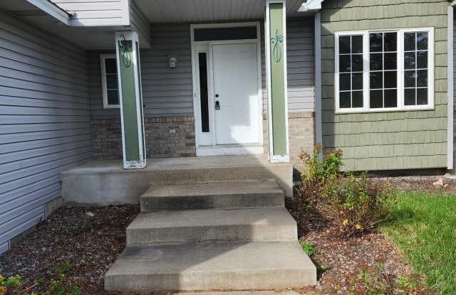 15344 Linnet Street Northwest Gallery 4