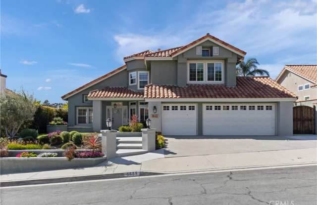 5555 Shady Creek Lane Gallery 3