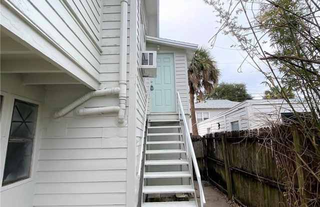 812 14th Street North - N Gallery 1