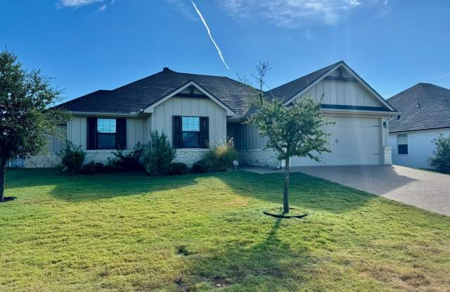 Beautiful 3/2 in Lakeland Meadows! - 10305 T Bury Lane, Waco, TX 76708