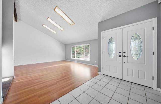1615 Oakview Dr Gallery 4
