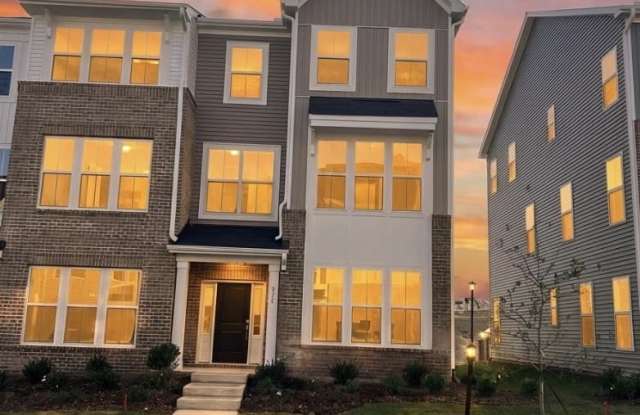 375 Chesapeake Commons Street photos photos