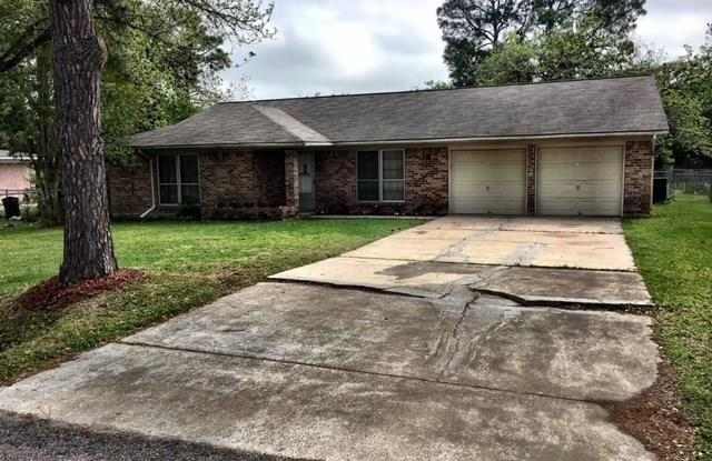 14 N Foster Road - 14 North Foster Road, Texas City, TX 77591