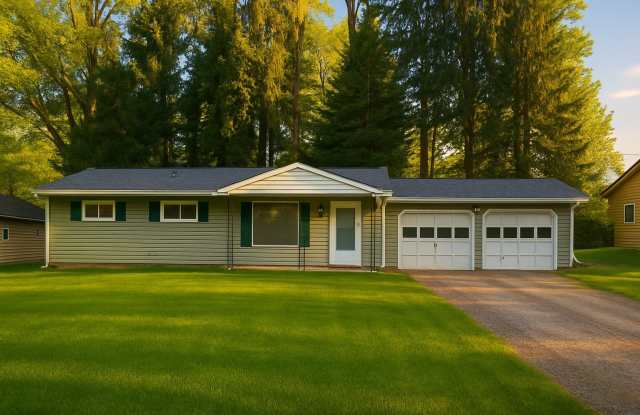 Newly Remodeled 3-Bedroom, 1-Bath Mansfield Home with Modern Upgrades  2-Car Garage - 184 Cliffbrook Drive, Mansfield, OH 44907